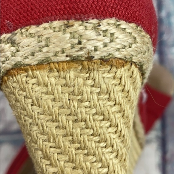 TOMS Red Canvas Peep Toe Wedges Shoes - Picture 10 of 11